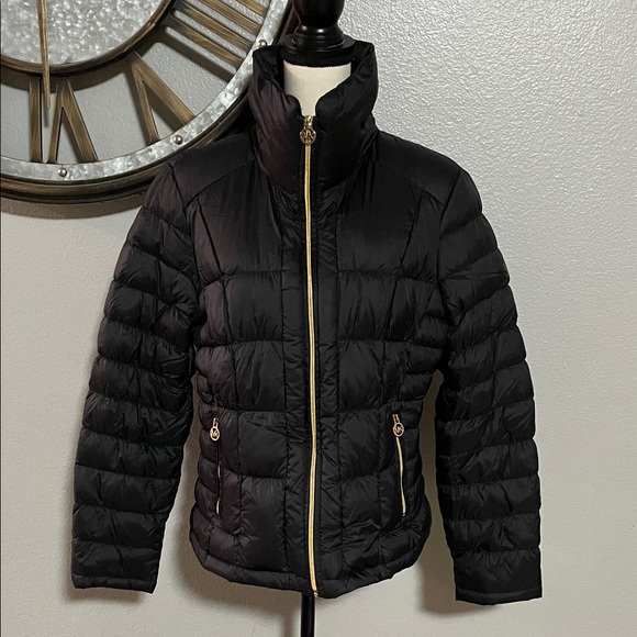 MICHAEL KORS PACKABLE DOWN FILL JACKET - Picture 1 of 11